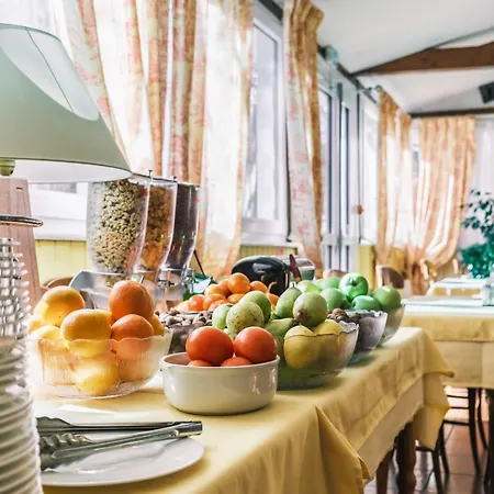 Szálloda - Montagne Verte & Restaurant Louisiane